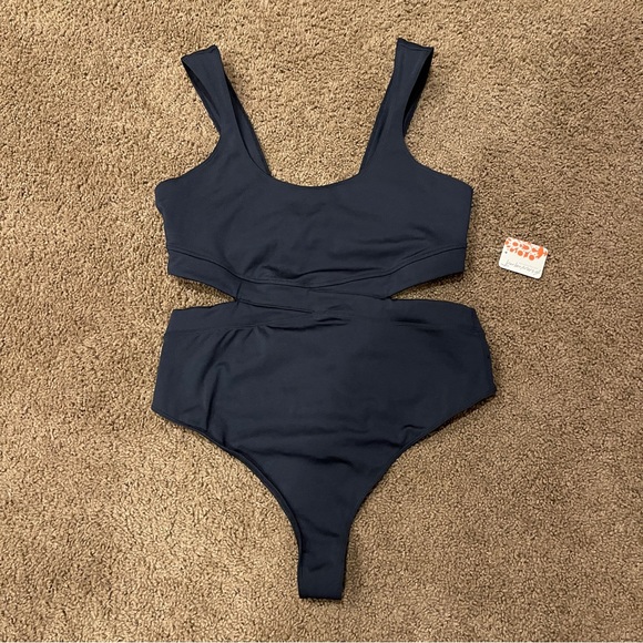 Free People FP Movement Lose Control Bodysuit - Picture 2 of 5